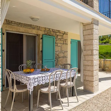 Beautiful Cartolina With Pool In Buje Villa Krasica (Istria)